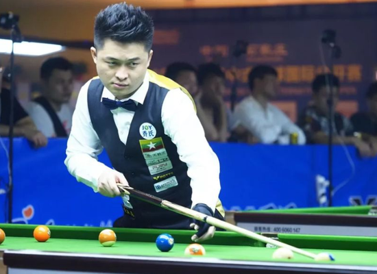 的一个显著 的一个显著